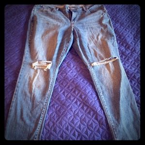 Levi's 711 Ladies distressed jeans